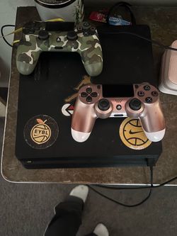Ps4 and two controllers
