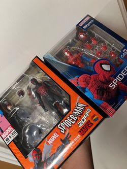 Mafex Spiderman/ SH Spiderman