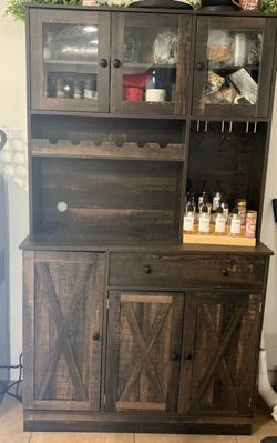 Pantry hutch