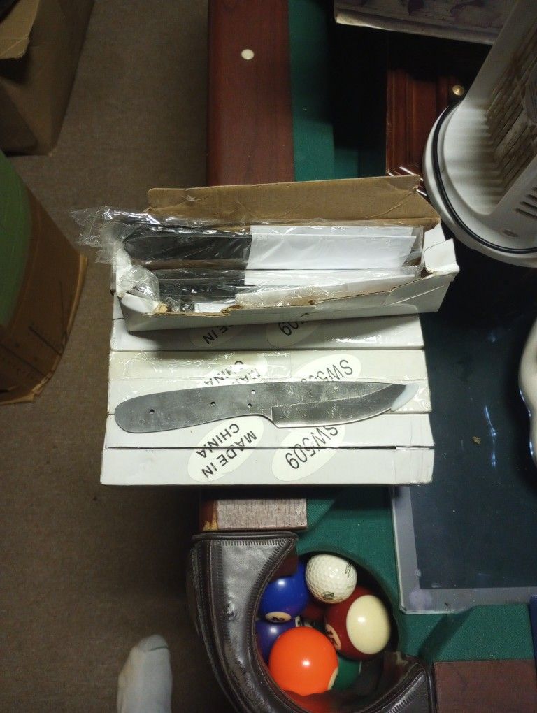 Fury Skinner Kives 46 Pieces