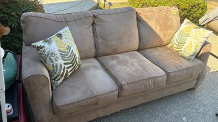 FOLD OUT / SLEEPER COUCH:  Like New, Tan Fabric, Barely Used