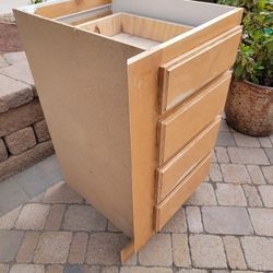 Free CABINET 