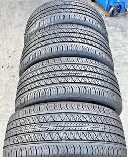 255/45/19 Continental 📍📍 Selling a set of 4 tires with 80% tread life remaining 📍🌟