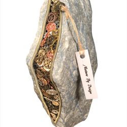 Handmade Zipper Rocks! 