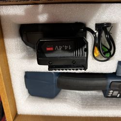 US Solid Strapping Machine. **Brand New With Two Batteries And Charger**