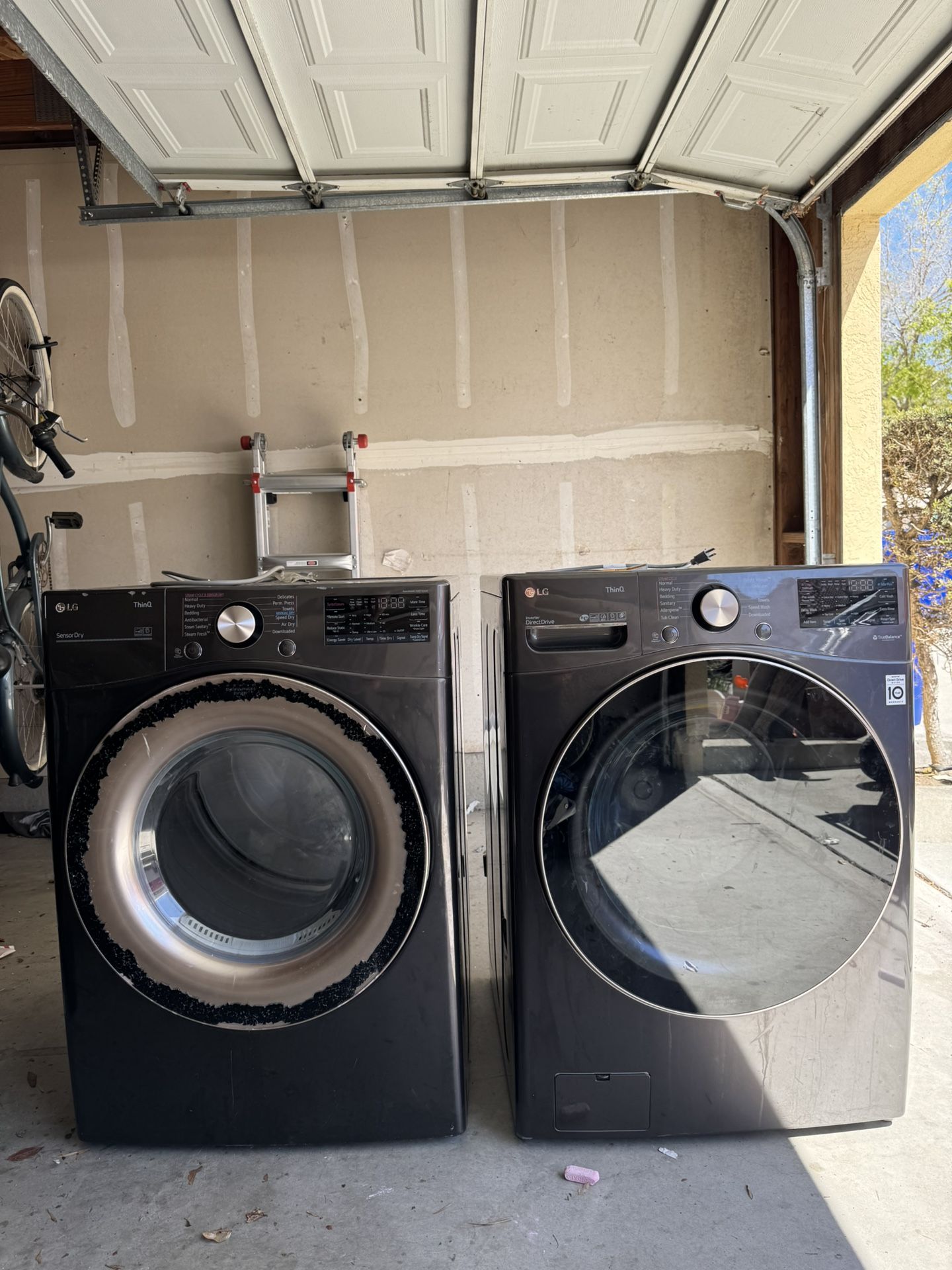 LG Washer Dryer Combo