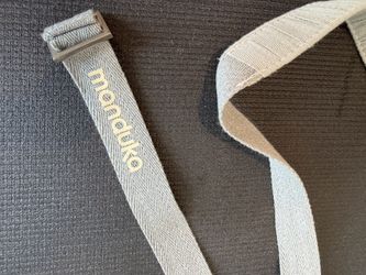 New Manduka Yoga Mat with Strap and Cleaning spray!
