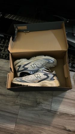 New balance shoes size 11
