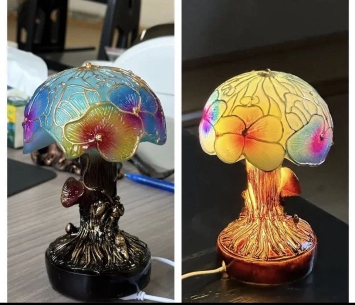 Mushroom Statue Led Light