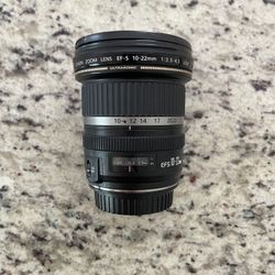 Canon EF‑S 10‑22mm f/3.5‑4.5 USM Wide-Angle Zoom Lens — Like New + Hood