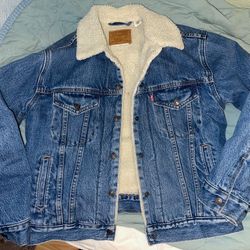 Levi’s Sherpa Jean Jacket 