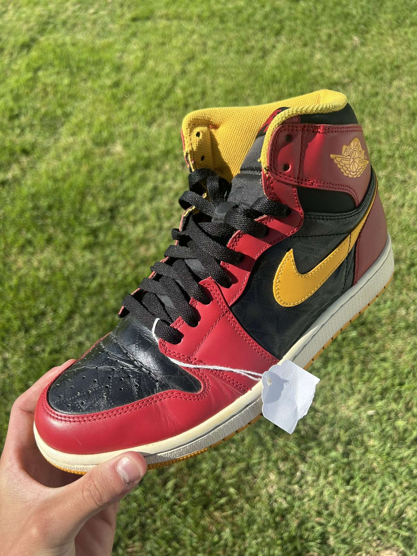 Jordan 1 Human Highlights Sz 9.5 Used