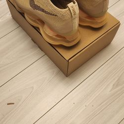 BRAND NEW! Never Worn Size 10.5 Mens Nike Air Max Scorpion FK 2022 orange men's 