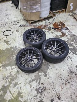 Niche 20in Camaro SS Rims