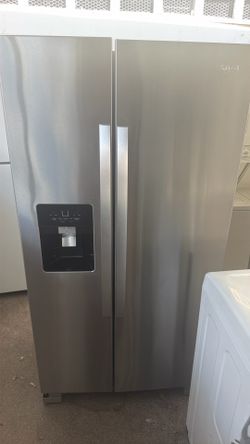 Whirlpool side by side Fridge