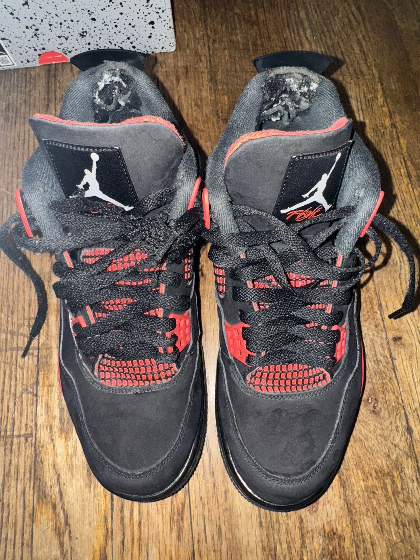 2022 Air Jordan 4 Retro 'Red Thunder'