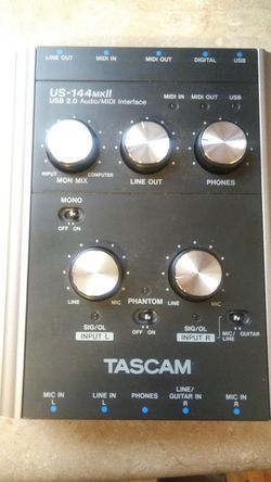 Studio Tascam interface
