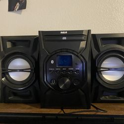 RCA Bluetooth Radio 