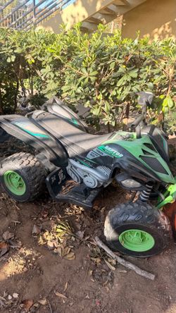 Yamaha raptor 4-wheeler