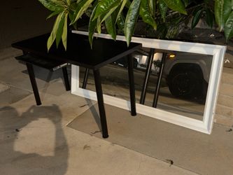 Free computer desk with drawer and mirror