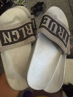 True religion slides slippers flip flops sandals women’s size 9 & 7