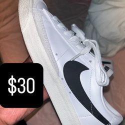 Size 8 Nike Blazer 