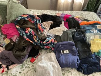 Women’s clothing bundle