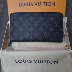 Louis Vuitton Zippy Organizer 