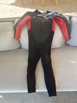Kids' O'Neill Full Wetsuit – Size 8 – $30