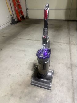 Dyson Vaccum