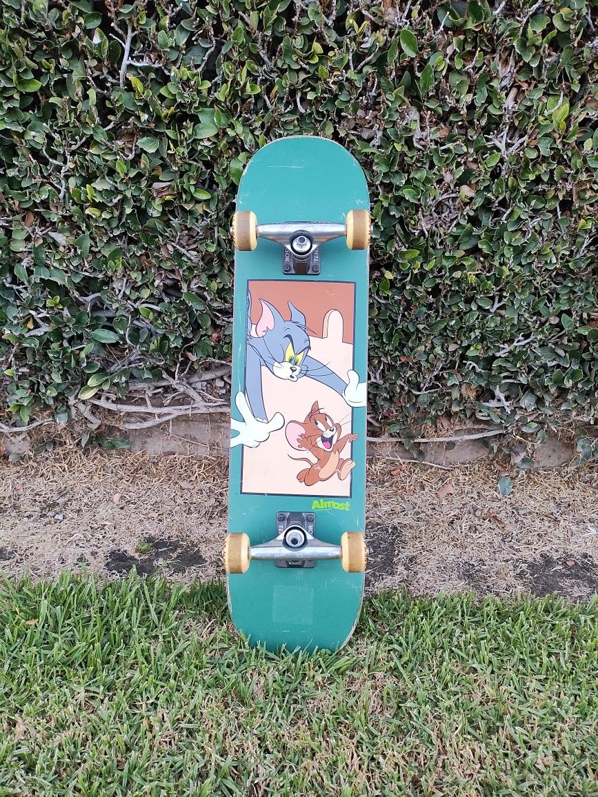 Tom And Jerry Skateboard *RARE*