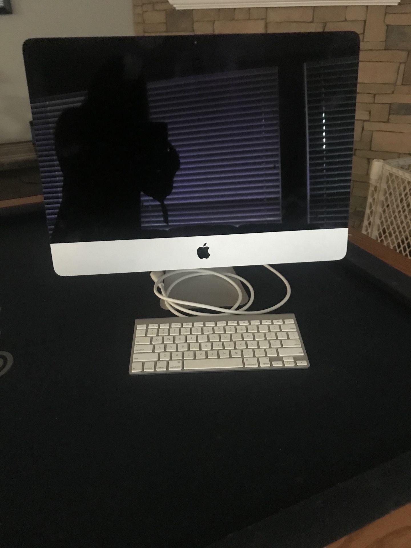 Apple computer works perfect 10/10 condition
