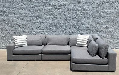 Gray modular sectional couch