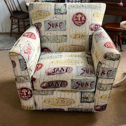 Lazboy Comfortable Swivel 360 Chair