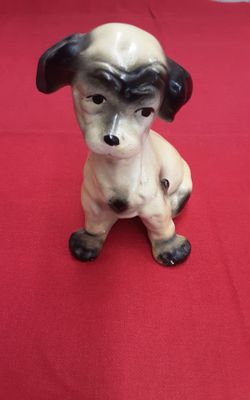 Vintage Chalkware Dog - Located in Shelton