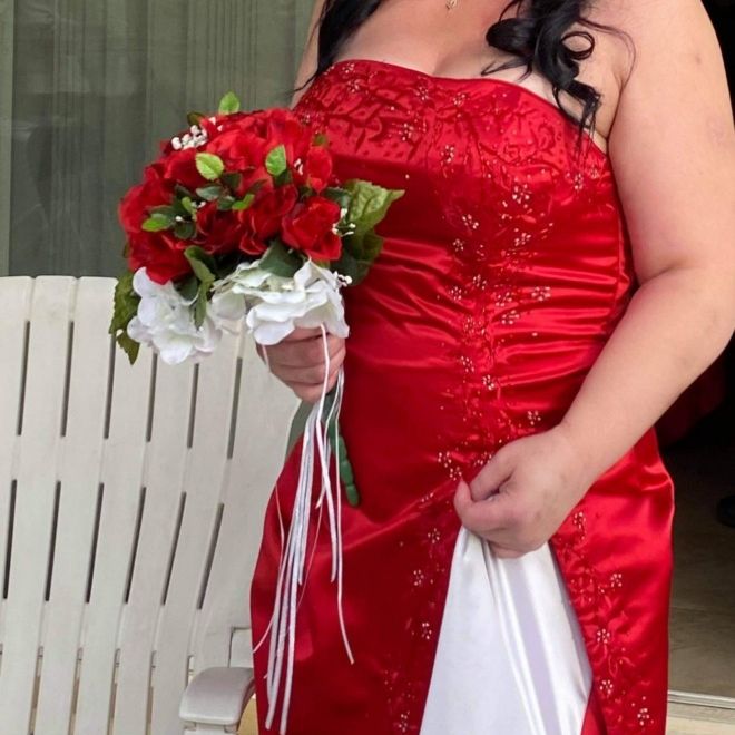 Red Strapless Wedding Or Prom Dress Corset Tied Back Size 12-14