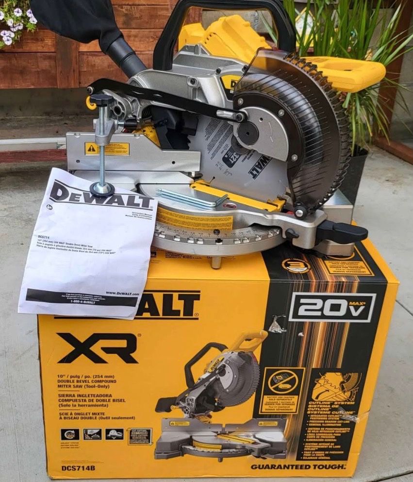 DEWALT 20v MAX XR Cordless 10” Dual Bevel Miter Saw (Tool Only)