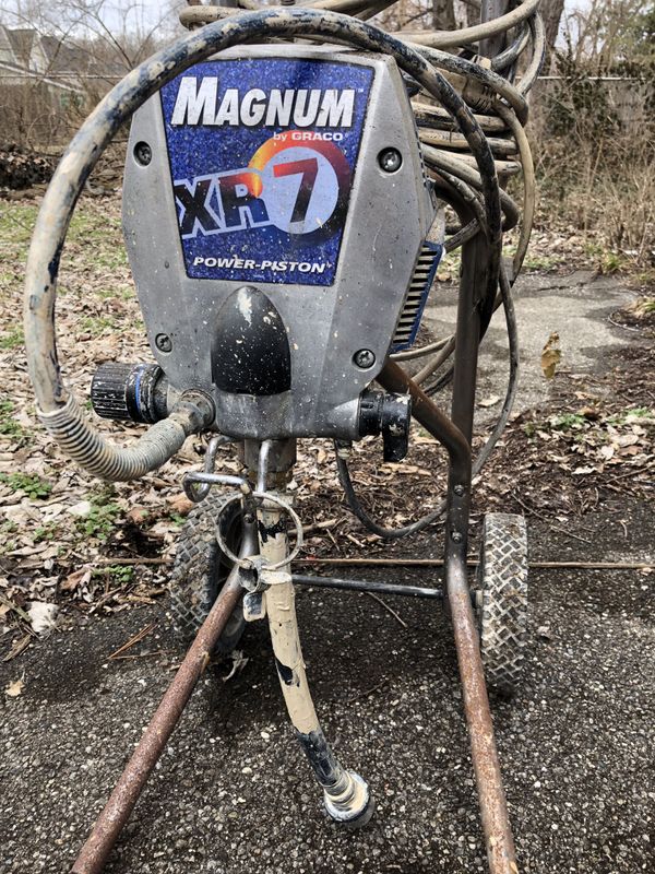 Graco Magnum XR7 Convenient Cart Airless Paint Sprayer for Sale in