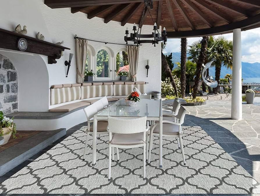 4’ x 6’ Outdoor & Indoor Trellis Rug