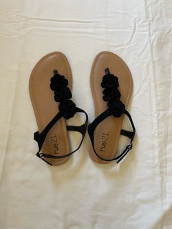 Rue21 Black Sandels