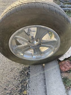 Dodge Ram 1500 5-Lug with 20”  tires wheels