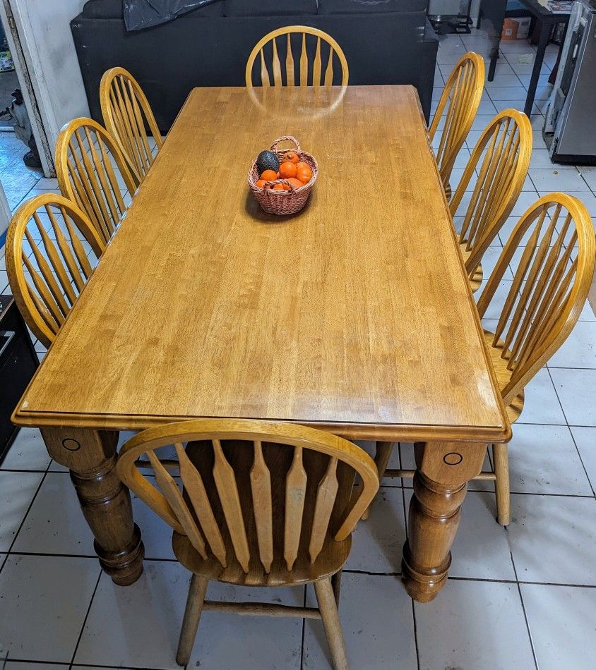 Oak Table