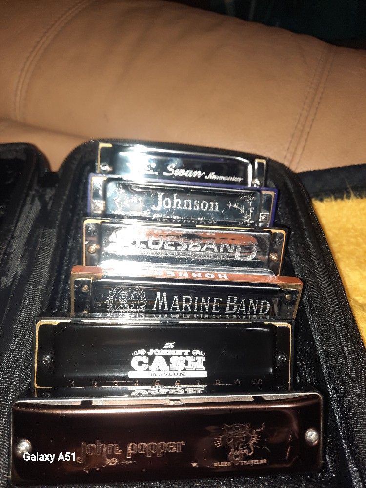 6 PACK Harmonicas Plus Mp3 Player 
