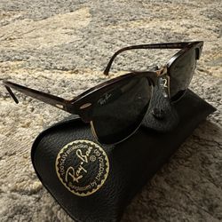 Ray Ban Club Master authentic $70