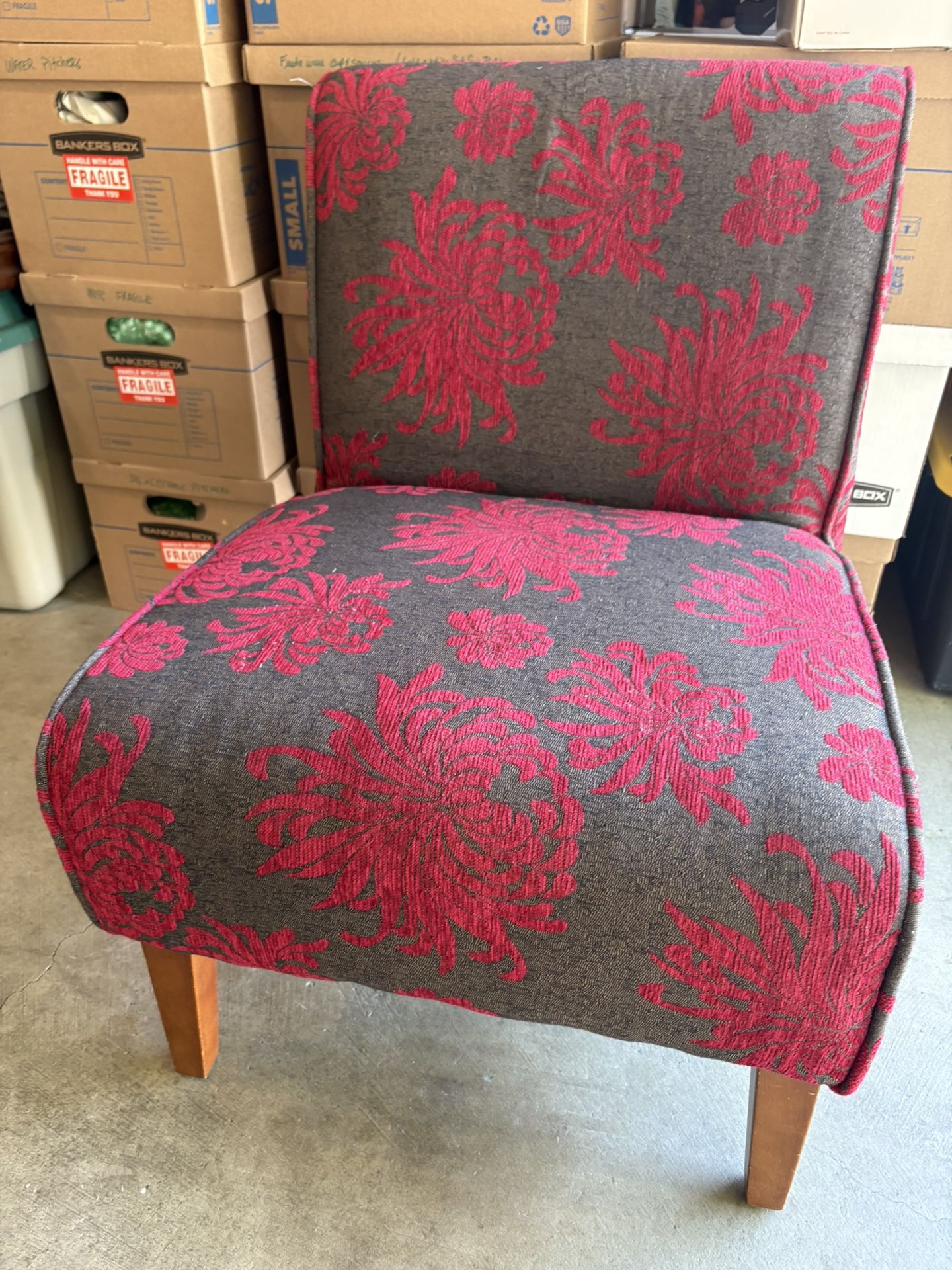 Accent Chair 