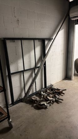 Scaffolding  5’ x 5’