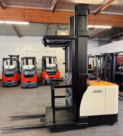 2018 Crown Orderpicker Forklift 276" Mast