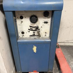 Miller Welder 330 A/BP
