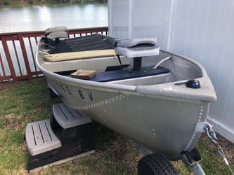 Beautiful Fishing Boat- .otivated seller send your offers! Pick-up only