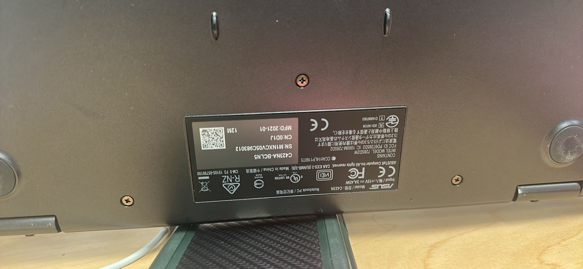ASUS CHROME BOOK LAPTOP